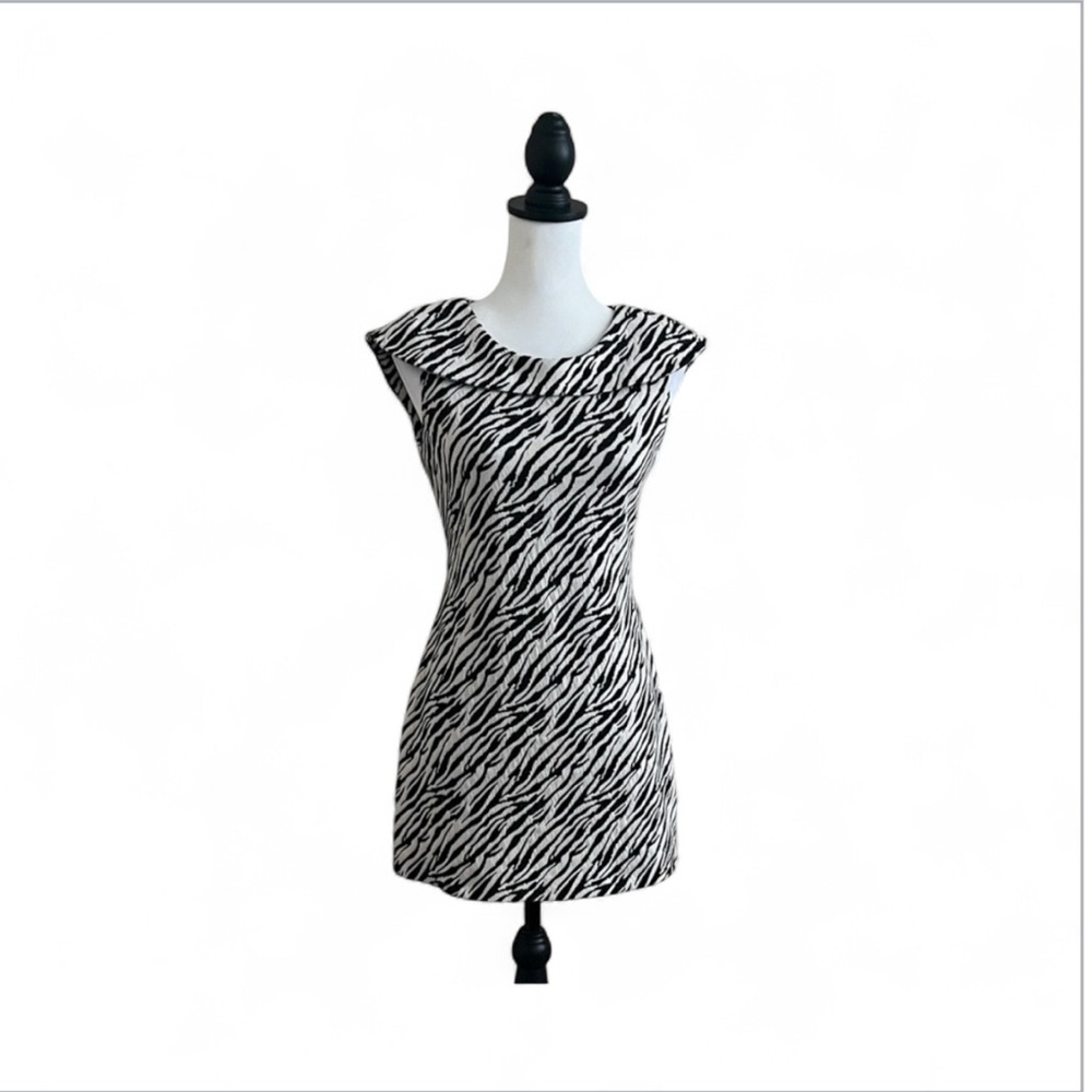Calvin Klein Zebra Print Sleeveless Dress, Size 6